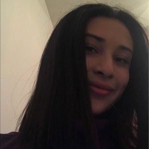 Meet your Posher, Nancy